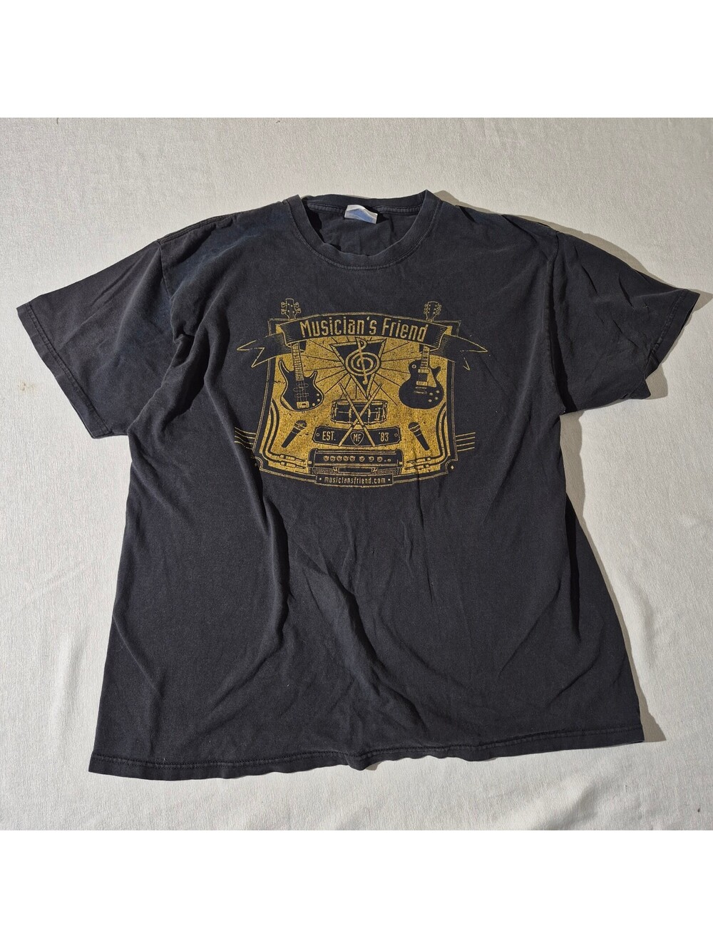 Hanes 00s Guitar Music Musician's Friend Adult XL XLarge gray graphic T-shirt